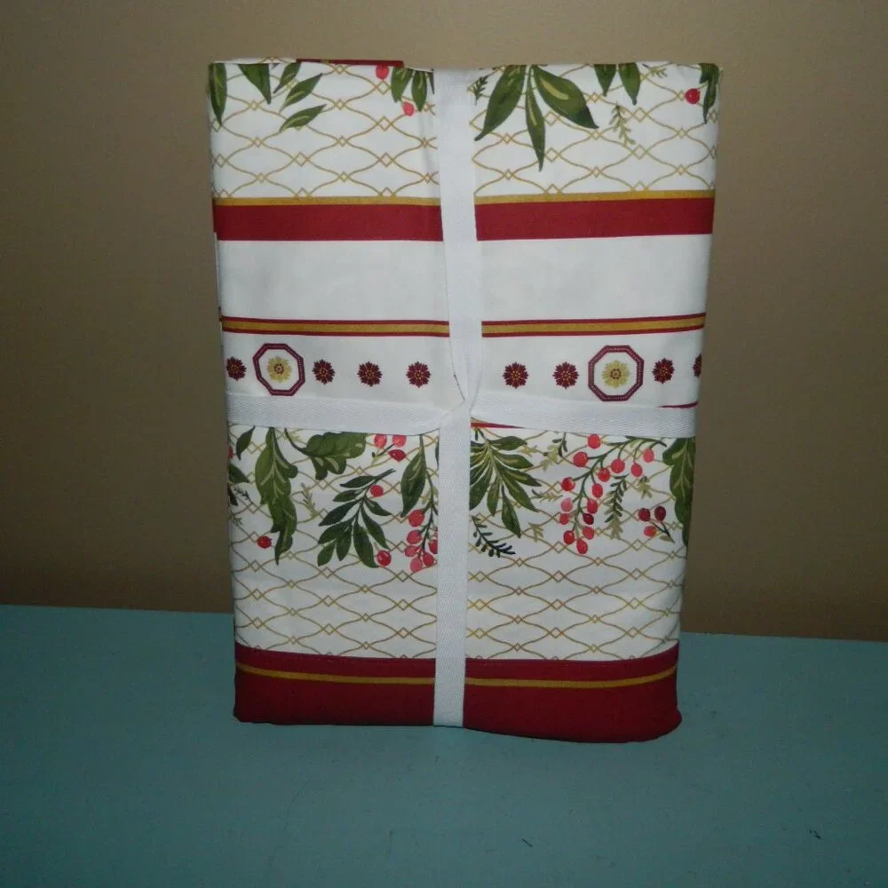 Williams Sonoma Noel Floral Christmas Tablecloth
